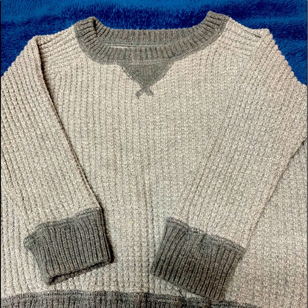 Gray sweater with dark gray trim
